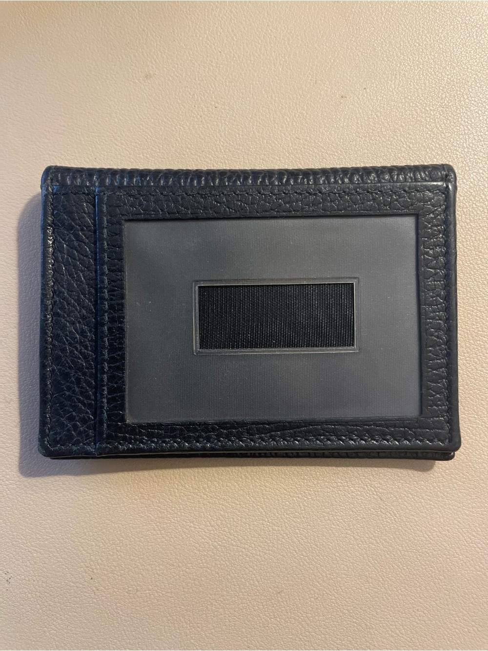 Gucci Black Pebbled Leather Card Holder with Gold Logo Script - Picture 2 of 3
